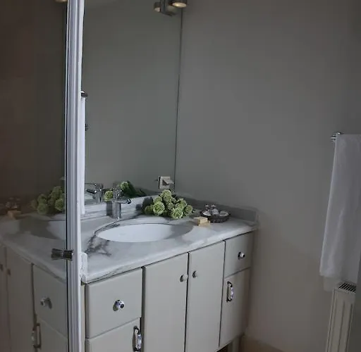 Terra Zoe Bed & Breakfast *